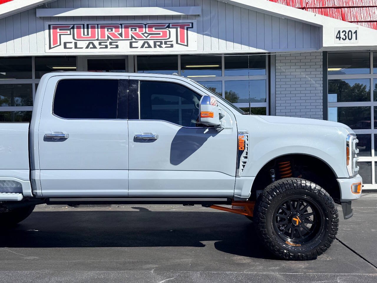 Used 2024 Ford F250 Platinum AWD/4WD image 12
