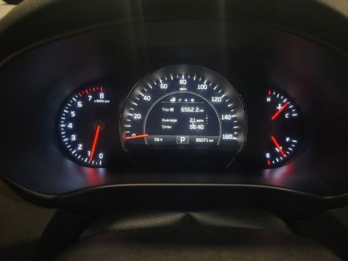 Used 2018 Kia Sorento EX AWD/4WD image 23