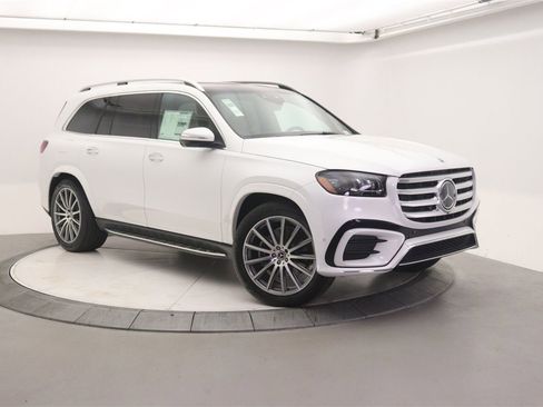 New 2026 Mercedes-Benz GLS 580 4MATIC image 1