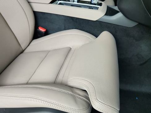 New 2026 Volvo XC90 T8 Ultra w/ Lounge Package AWD/4WD image 40