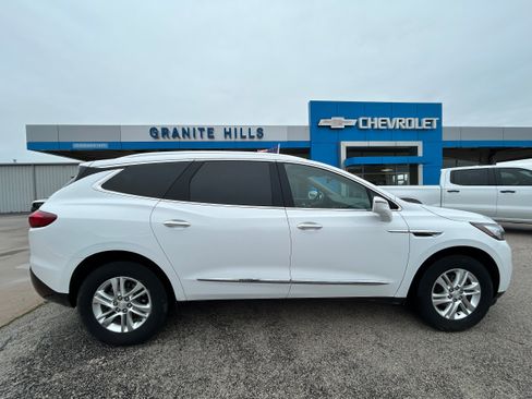 Used 2019 Buick Enclave Essence FWD image 10