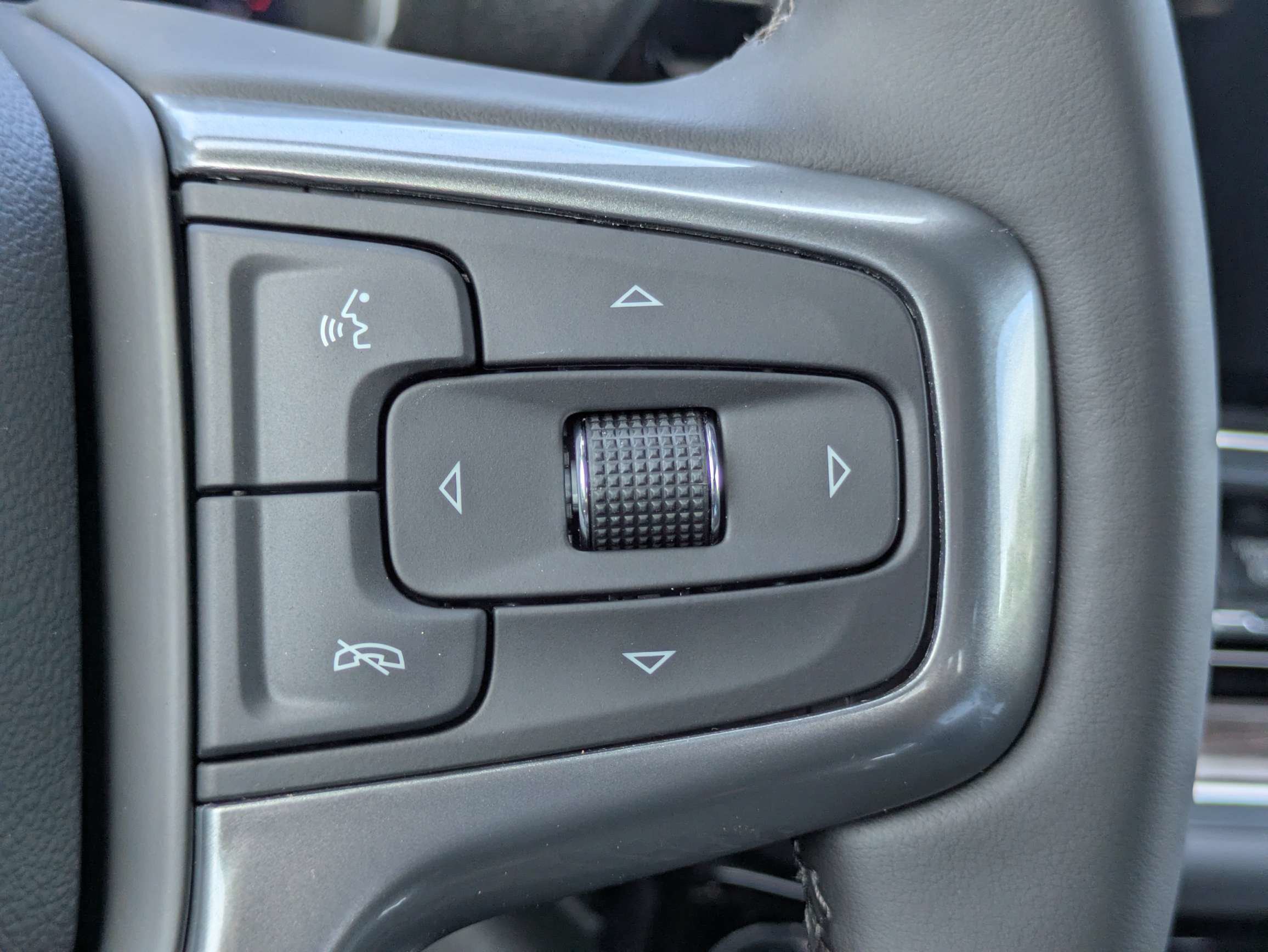 New 2026 Chevrolet Silverado 2500 LTZ w/ LTZ Plus Package AWD/4WD image 16