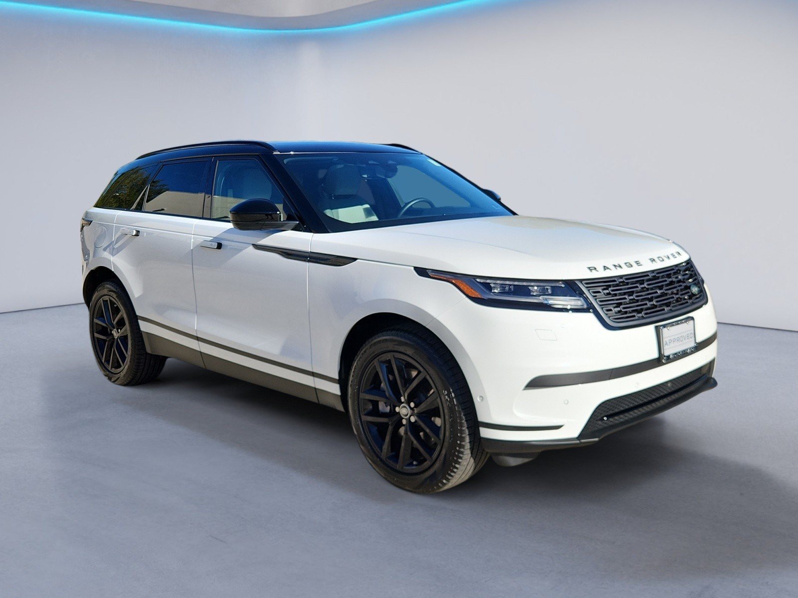 Used 2026 Land Rover Range Rover Velar S AWD/4WD image 7