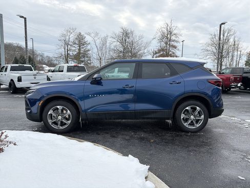 Used 2023 Chevrolet Blazer LT image 9
