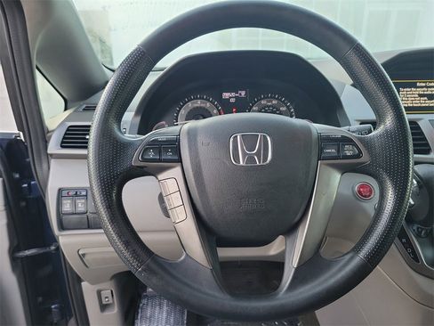 Used 2016 Honda Odyssey EX image 16