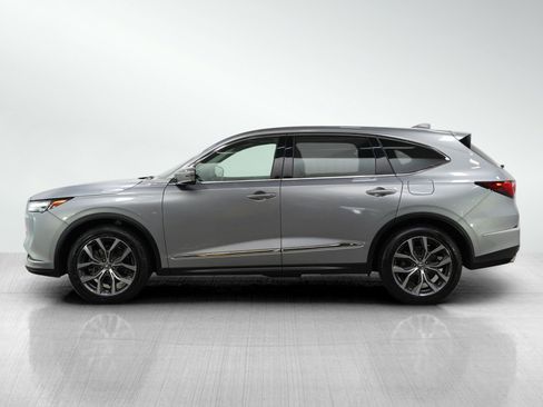 Used 2023 Acura MDX SH-AWD w/ Technology Package image 3