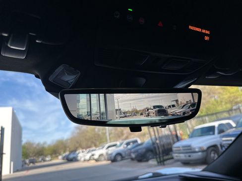 Used 2022 Chevrolet Corvette Stingray w/ Z51 Performance Package image 13