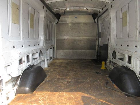 Used 2016 Ford Transit 250 148 Medium Roof RWD image 12