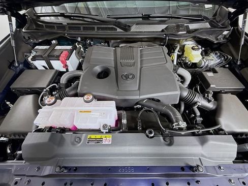 New 2026 Toyota Tundra Platinum image 30