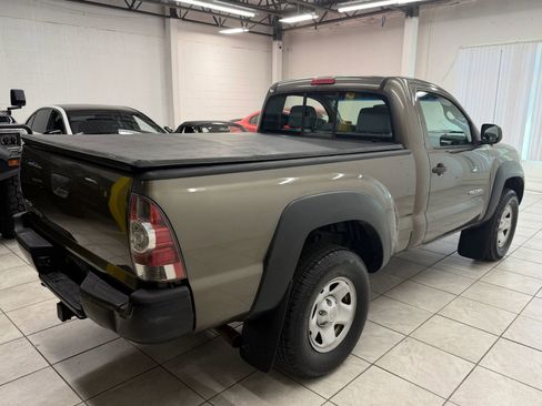 Used 2010 Toyota Tacoma 4x4 Regular Cab image 9