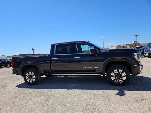 New 2025 GMC Sierra 2500 Denali w/ Denali Reserve Package image 6