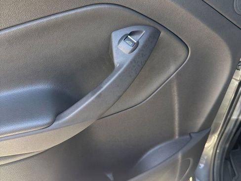 Used 2015 Ford Escape Titanium FWD image 19