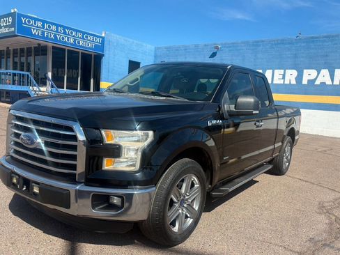 Used 2015 Ford F150 XLT w/ Equipment Group 301A Mid RWD image 2