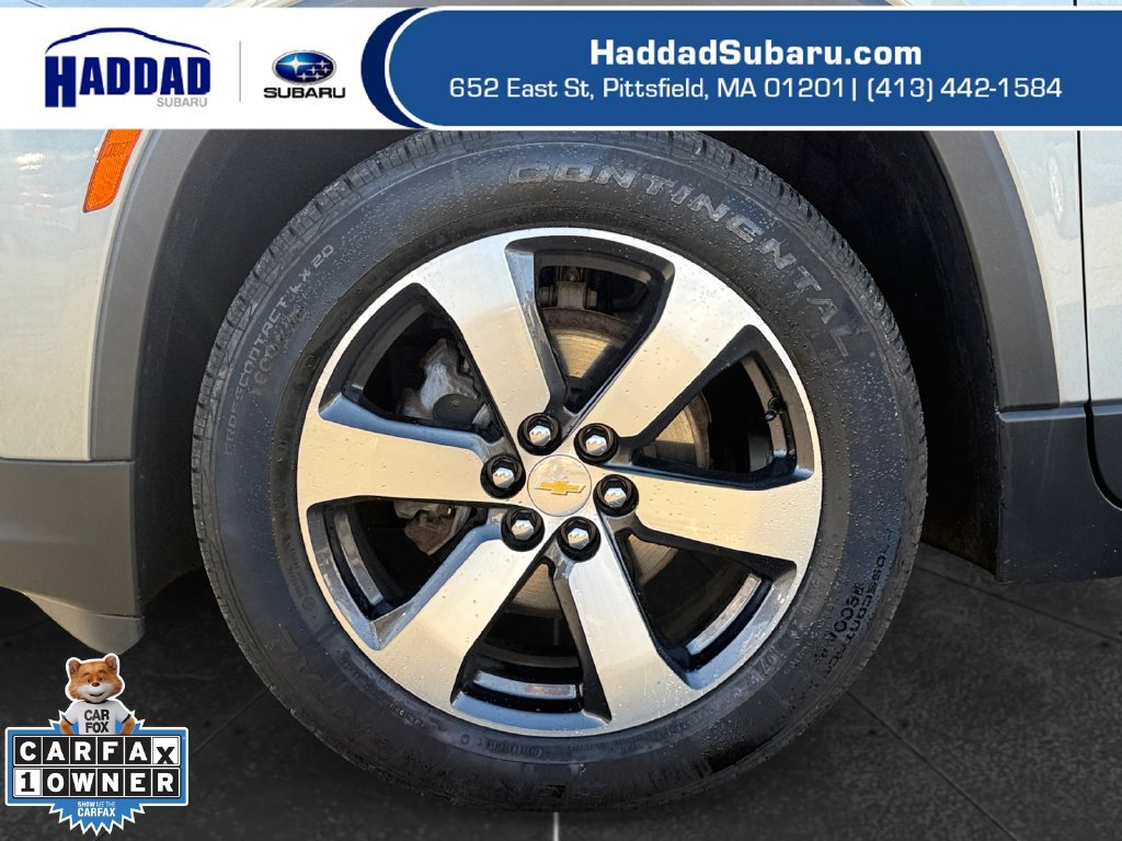 Used 2023 Chevrolet Traverse LT w/ LT Premium Package AWD/4WD image 17