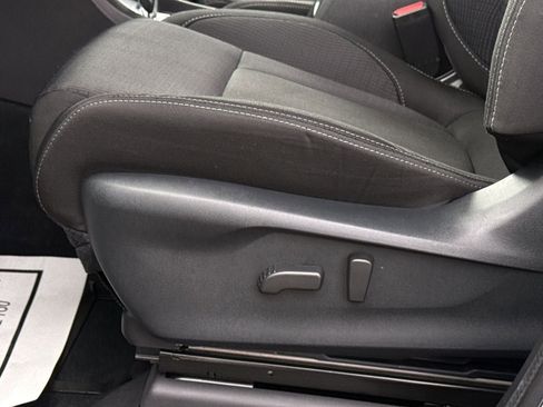 Used 2023 Subaru Ascent Premium image 14