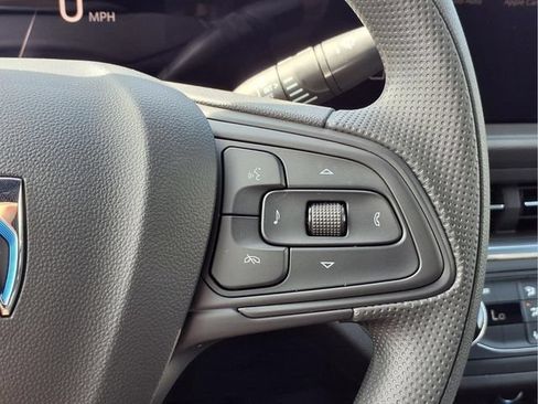 New 2026 Buick Envista Sport Touring FWD image 12
