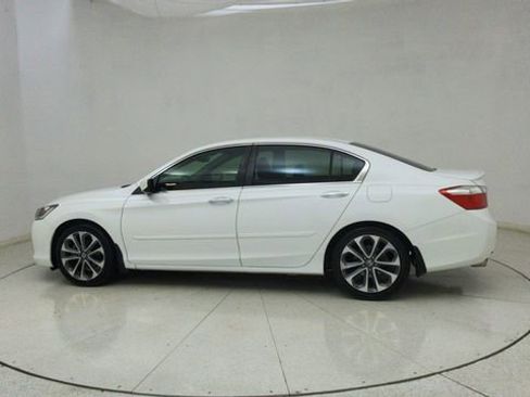 Used 2015 Honda Accord Sport image 63