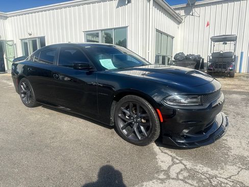 Used 2021 Dodge Charger R/T w/ Blacktop Package RWD image 2
