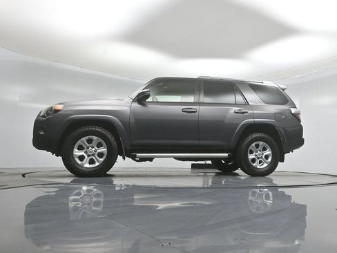 Used 2014 Toyota 4Runner SR5 RWD image 47