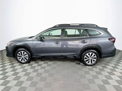 Used 2024 Subaru Outback AWD/4WD image 4
