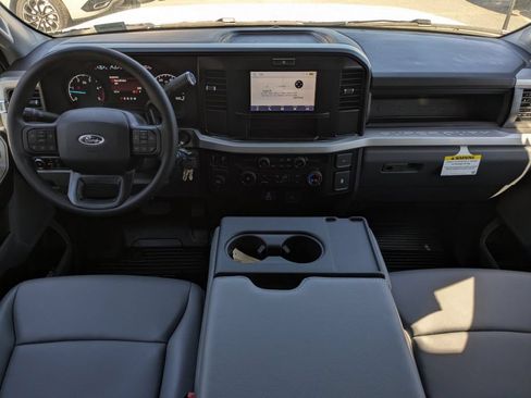 Used 2025 Ford F450 XL w/ XL Chrome Package RWD image 14