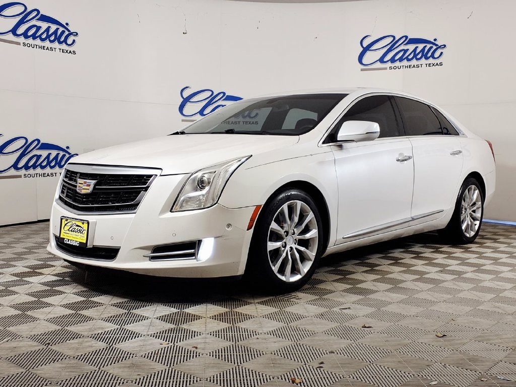 Used 2017 Cadillac XTS Luxury FWD image 5