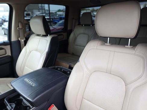 Used 2020 RAM 1500 Limited AWD/4WD image 16