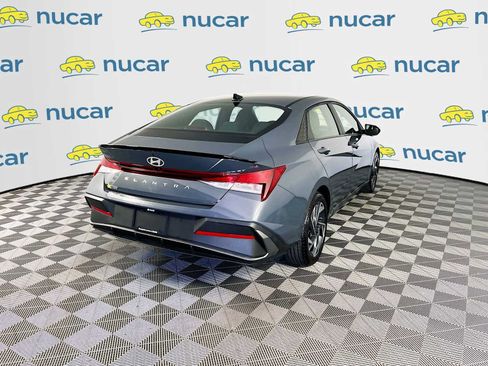 Used 2025 Hyundai Elantra Sport image 7