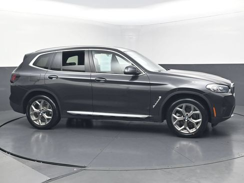 Used 2022 BMW X3 xDrive30i AWD/4WD image 5