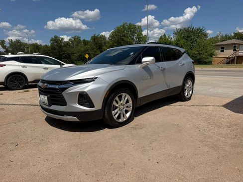 Used 2020 Chevrolet Blazer LT FWD image 4