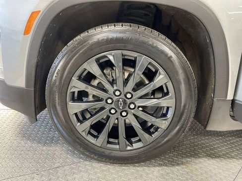 Certified 2023 Chevrolet Traverse RS w/ LPO, Floor Liner Package image 10