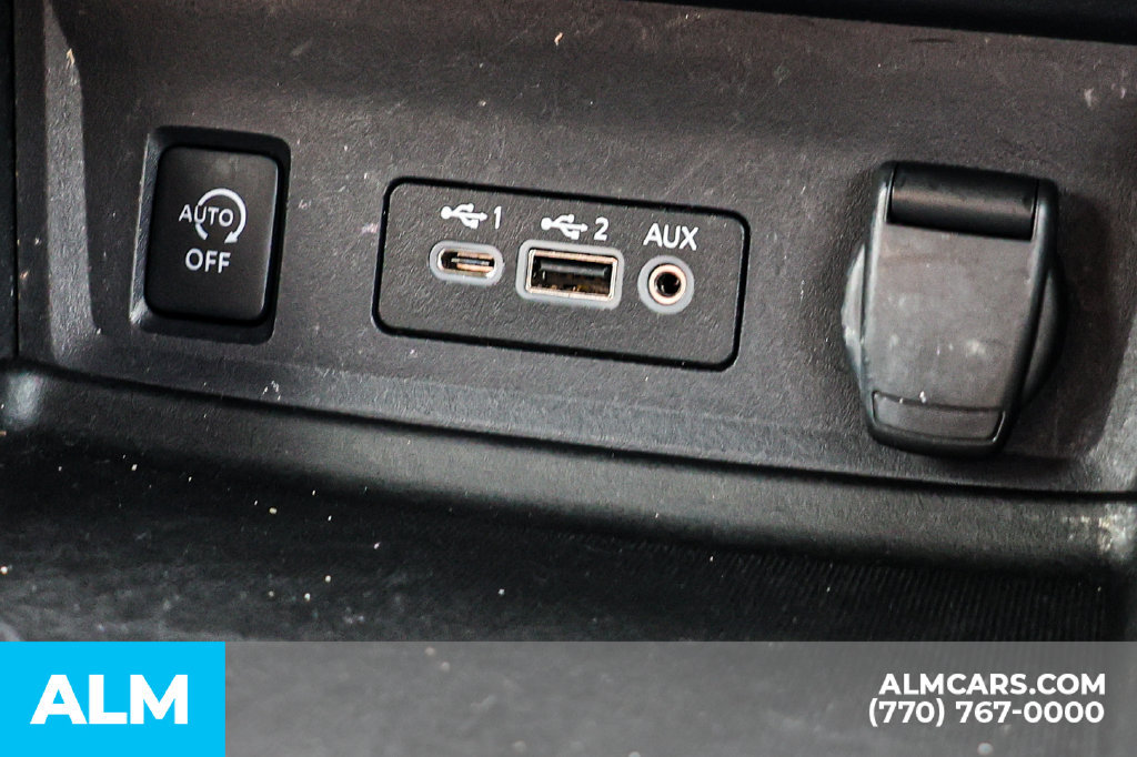Used 2024 Nissan Sentra SV FWD image 38