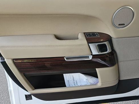 Used 2016 Land Rover Range Rover Supercharged image 14
