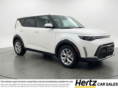 Used 2025 Kia Soul LX w/ LX Technology Package