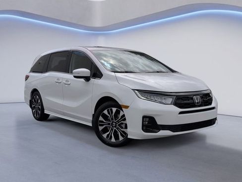 New 2026 Honda Odyssey Elite image 2