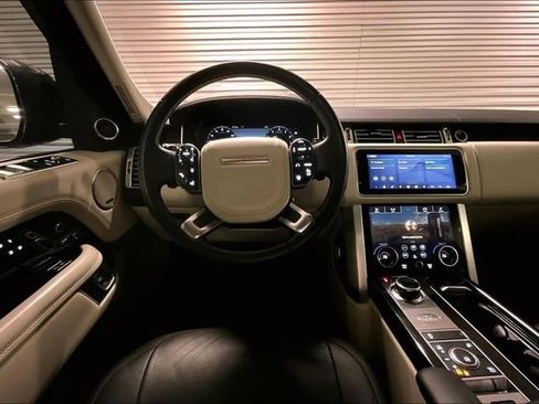 Used 2019 Land Rover Range Rover Supercharged AWD/4WD image 4