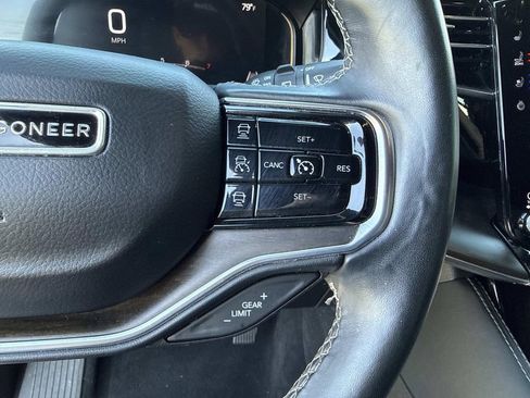 Used 2022 Jeep Grand Wagoneer Series I image 31