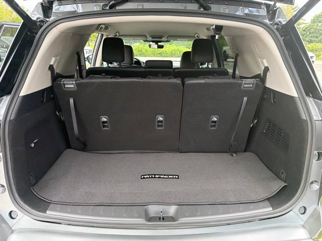 New 2026 Nissan Pathfinder SL AWD/4WD image 14
