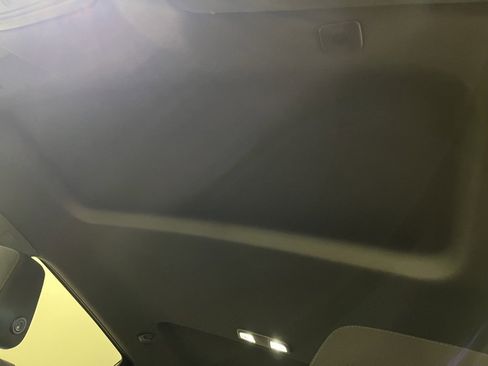 Used 2021 GMC Sierra 1500 Elevation image 10