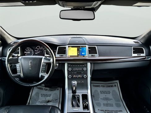 Used 2010 Lincoln MKS AWD image 19