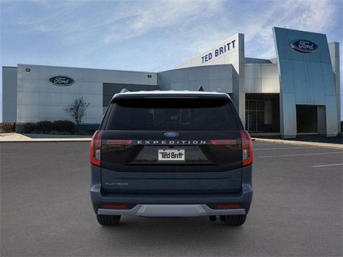New 2026 Ford Expedition Platinum w/ Platinum Ultimate Package image 6