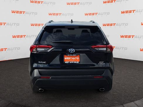 Used 2023 Toyota RAV4 XLE w/ Convenience Package AWD/4WD image 4