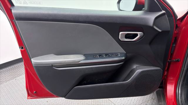 Used 2025 Kia K4 FWD image 8