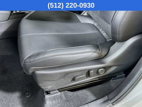 Used 2026 Subaru Forester Touring AWD/4WD image 24