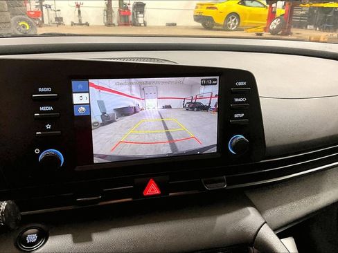 Used 2026 Hyundai Elantra Sport FWD image 19