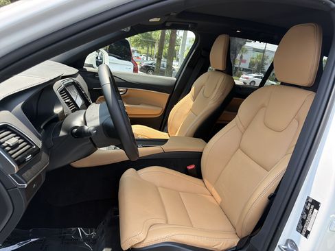 Certified 2024 Volvo XC90 B6 Ultimate AWD/4WD image 16