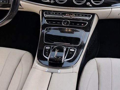 Used 2019 Mercedes-Benz E 300 image 19