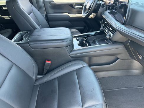 Certified 2025 Chevrolet Tahoe LT AWD/4WD image 12