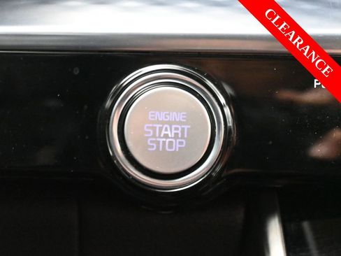 Used 2023 Kia Carnival SX Prestige image 25