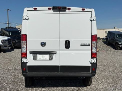 New 2026 RAM ProMaster 2500 FWD image 5